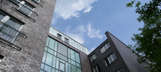 Sedum Apartment Building in Warsaw 